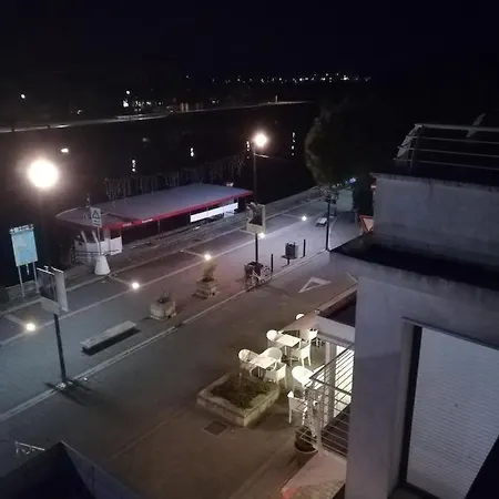 Traghetto Oda ve Kahvaltı Porto Garibaldi